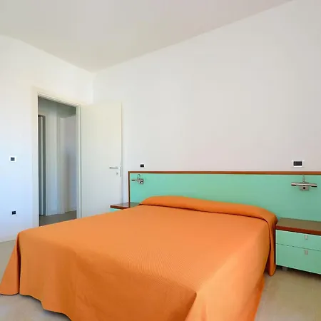 Familiar In Lignano